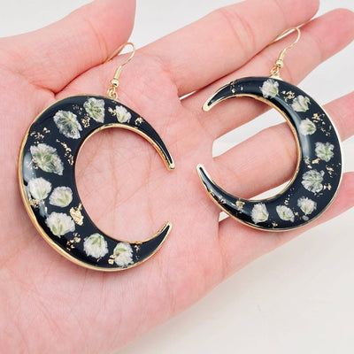 Baby's Breath Dried Flower Black Moon Earrings - PDF/MS - Bel Air Boutique