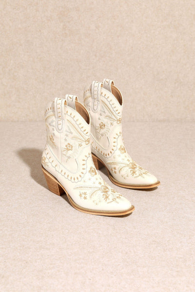 Corral Embroidered Booties - Bel Air Boutique